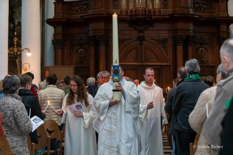 Terugblik op Paaswake 2023 in de Abdijkerk te Ninove © Sophie Richez