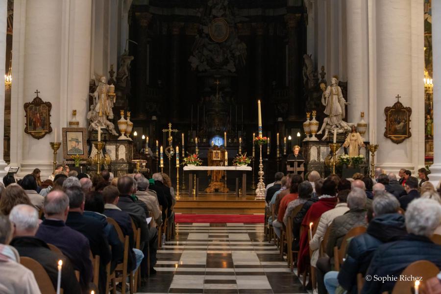 Terugblik op Paaswake 2023 in de Abdijkerk te Ninove © Sophie Richez