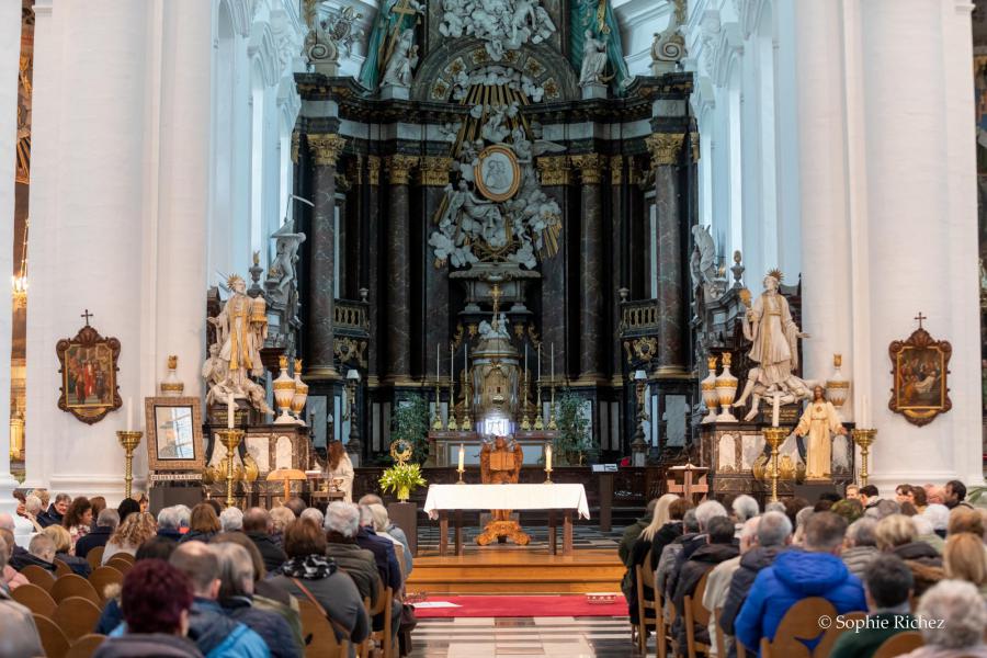 Terugblik op Witte Donderdag 2023 in de Abdijkerk te Ninove © Sophie Richez
