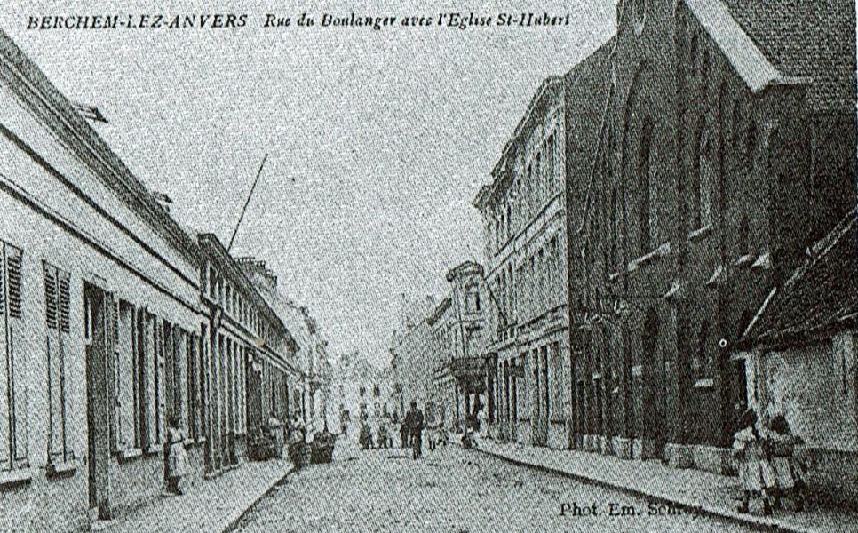 de Bakkerstraat met rechts de kapel 