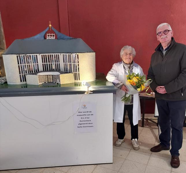 Restauratie maquette van de O.-L.-V ter Duinenkerk 