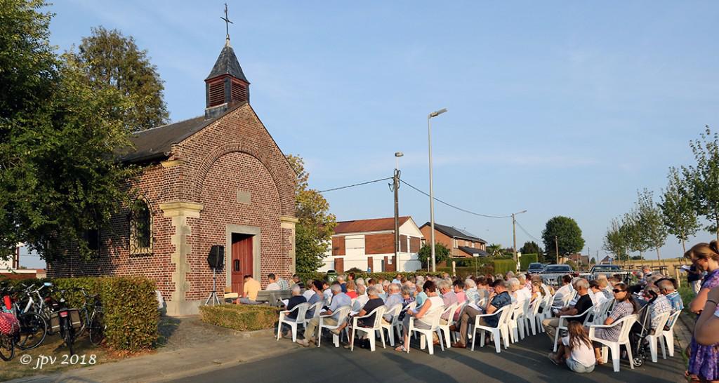 Viering aan de Sint-Rochuskapel 