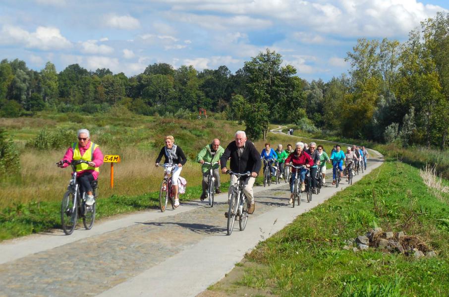 Fietstocht Kruibeekse Polder - juni 2014 © Sint-Janskoor Beveren