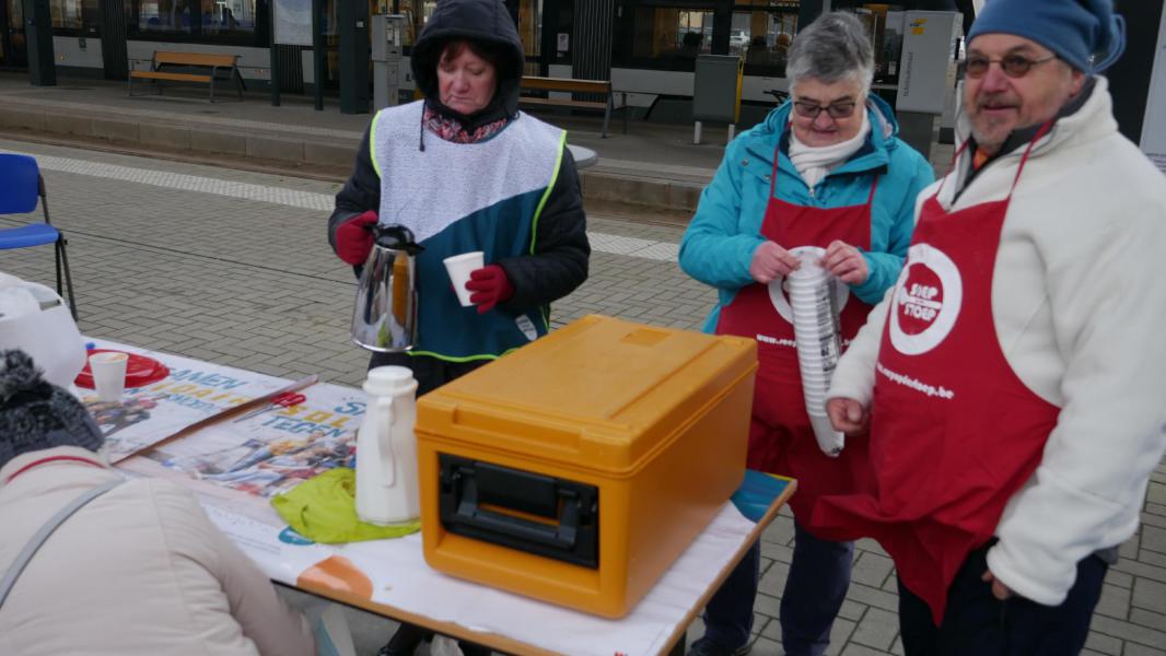 Soep op de stoep © Peter Engelbert