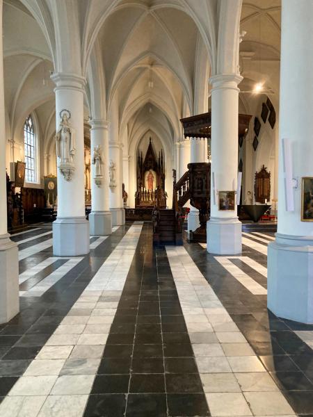Nieuwe Kerkstoelen in Beveren Sint-Martinus © Parochie De Goede Herder in BKZ