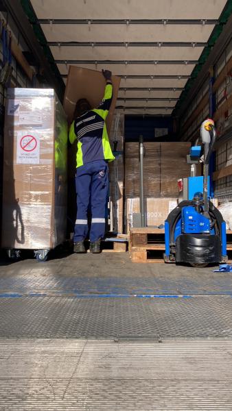 Nieuwe Kerkstoelen in Beveren Sint-Martinus © Parochie De Goede Herder in BKZ