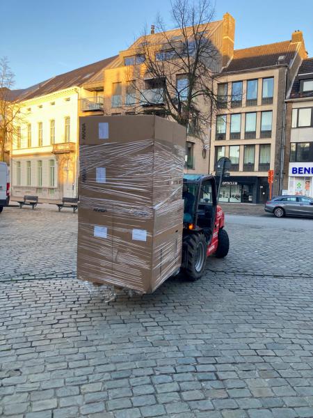 Nieuwe Kerkstoelen in Beveren Sint-Martinus © Parochie De Goede Herder in BKZ