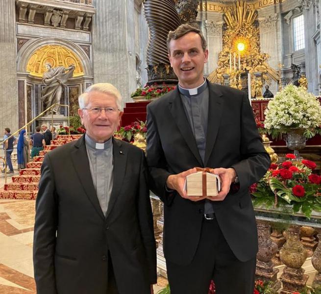 De aartsbisschop elect Terlinden met de rector van het Belgisch college, Mgr. Dirk Smet © ce belgica