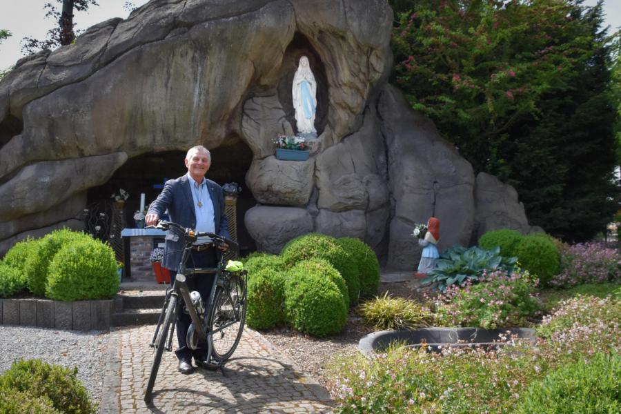 Tony Poorters naar Lourdes © T. Dupont
