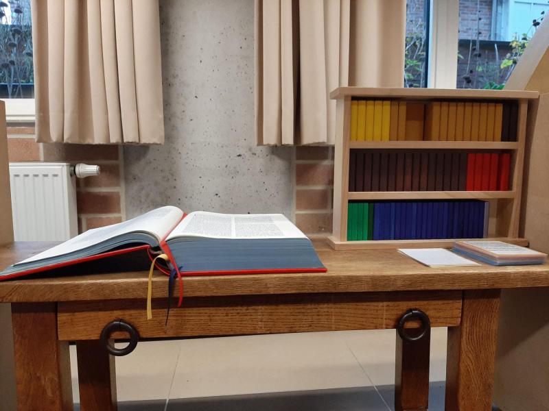 Transitiekast in de Godly Play ruimte in Retie © Caroline Decanniere