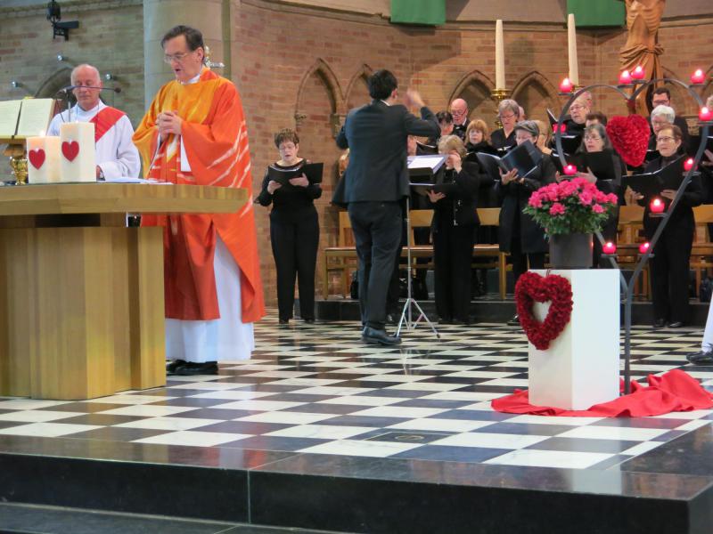 Eucharistieviering Valentijn Anders in Diksmuide 