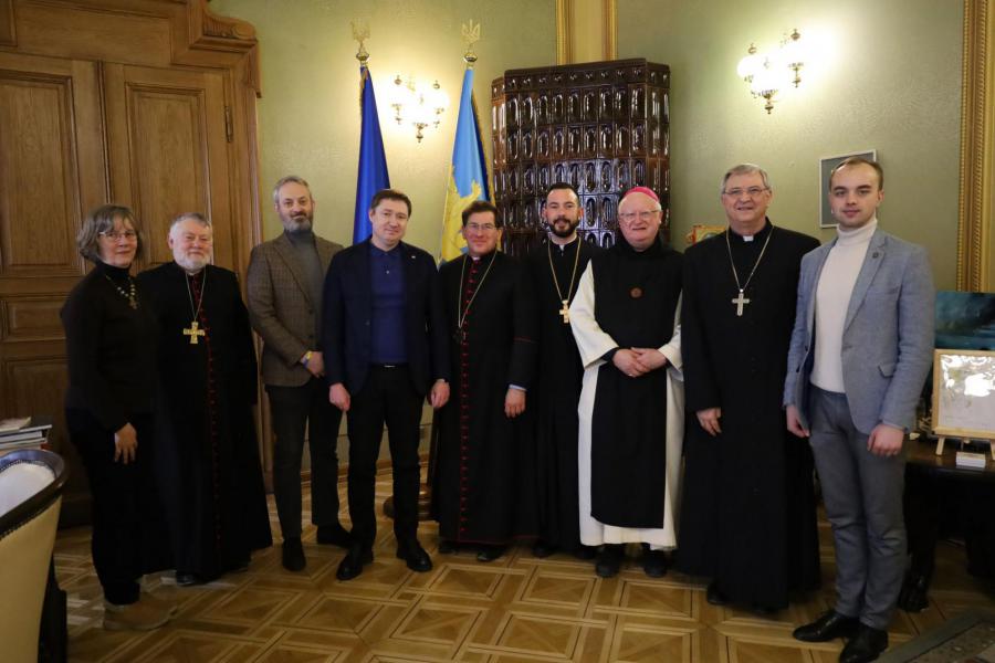 Op bezoek bij de gouverneur van Lviv © Bisschoppenconferentie en bisdom Antwerpen