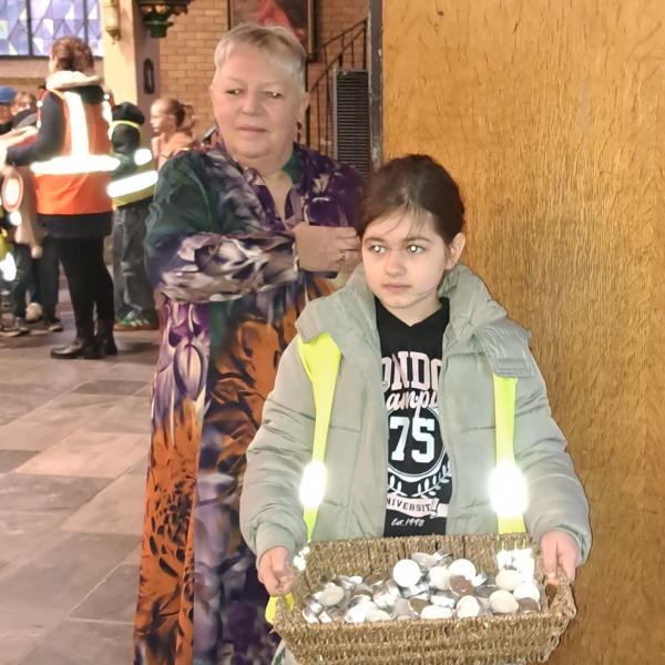 Adventsvieringen voor de basisscholen in Zwevezele 