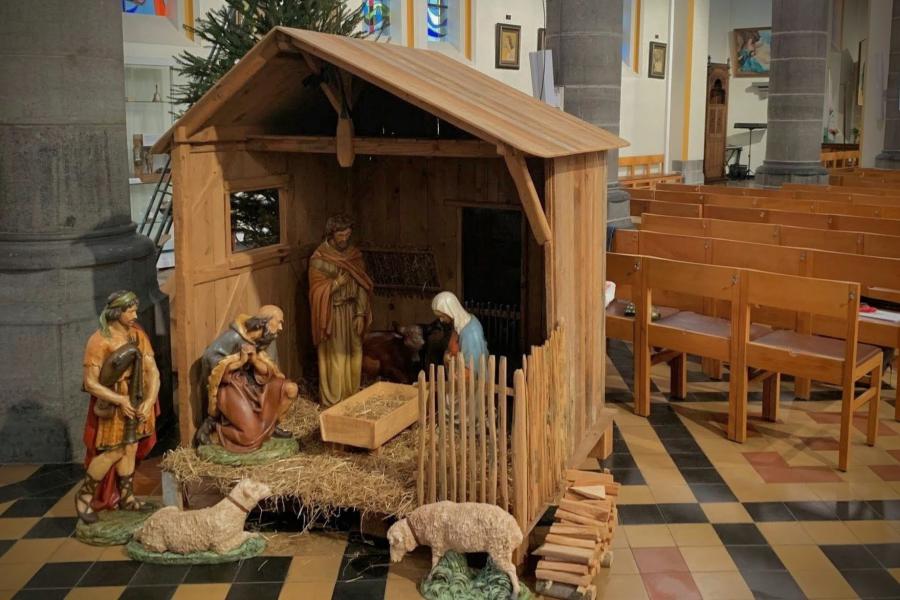 Kerststal in de Sint-Agathakerk tijdens de adventstijd © Pastorale zone Leuven aan de Dijle