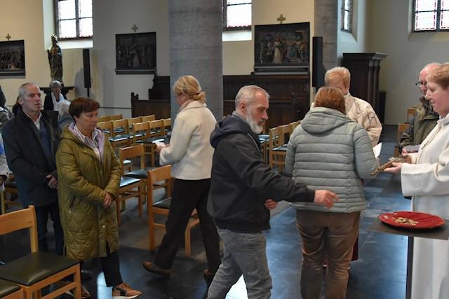 Allerheiligendienst voor de overledenen van het voorbije jaar in Beernem 