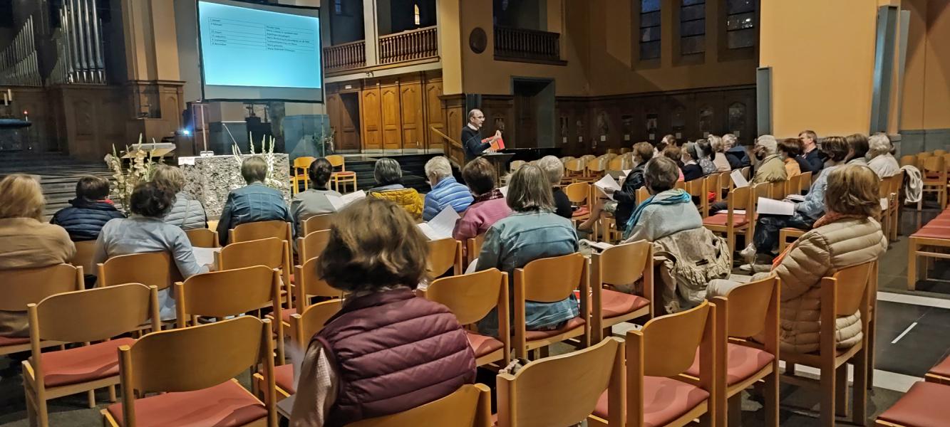 De vreugde van het evangelie delen: zeg het met bloemen en meer © Eveline De Smet