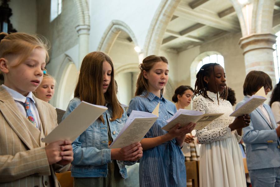 Vormselviering 2022 in de Sint-Geertruikerk te Leuven © Sarah Torbeyns