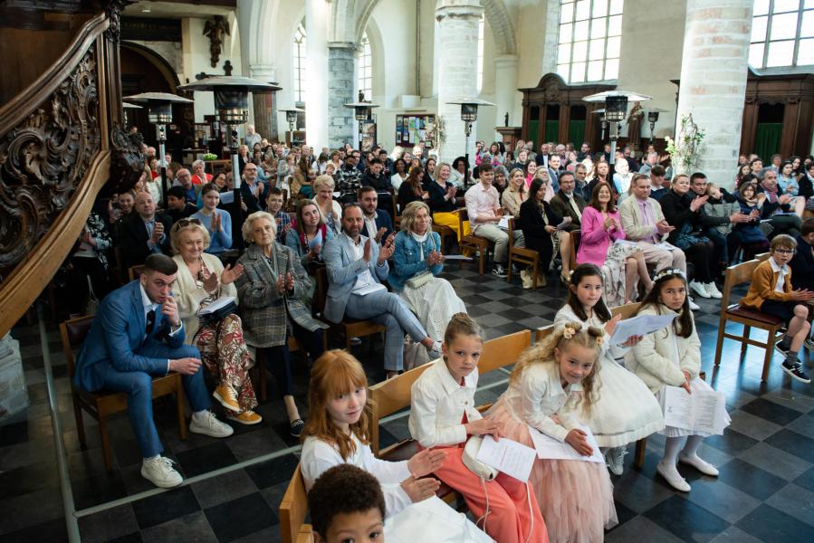 Eerste communie Leuven centrum 2023 © Sarah Torbeyns
