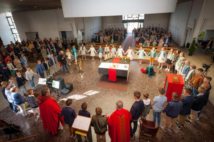 Vormsel Heultje en Voortkapel © Natalje, BG-fotografie en cvdd fotografie