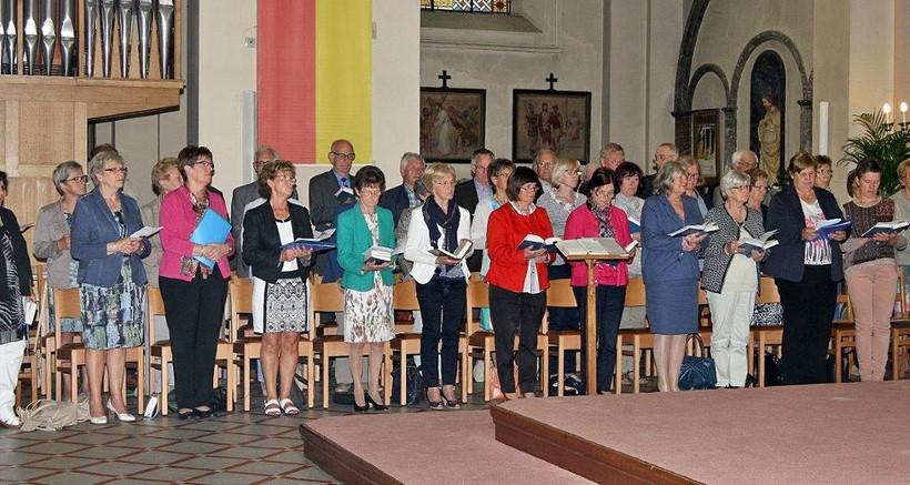 Aanstellingsviering pastoor moderator Rik Ramakers 