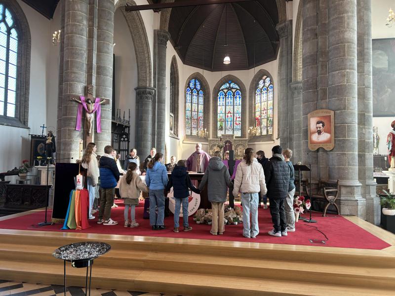 Bekeer je en open je hart voor het evangelie. © bedevaarten