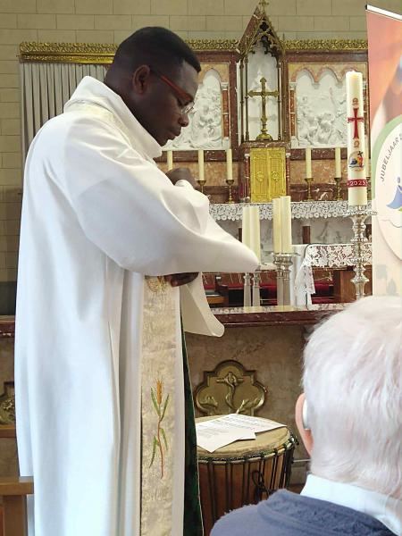 Anker van de Hoop in Deinze (Zusters St-Vincentius a Paolo) © Romuald Atingbèton