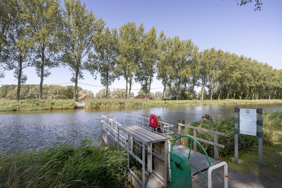 Overzet Kobus op de route tussen Sluis en Damme © Westtoer