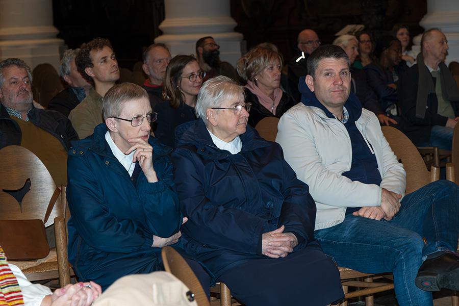 Lancering gedichtenboekje "Ankers van hoop" - Sint-Corneliusparochie Ninove - 23 oktober 2025 © Guido De Troeyer