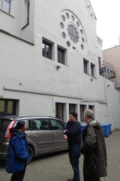 De kantoren van beweging. net zijn gehuisvest zijn in een vroegere kerk