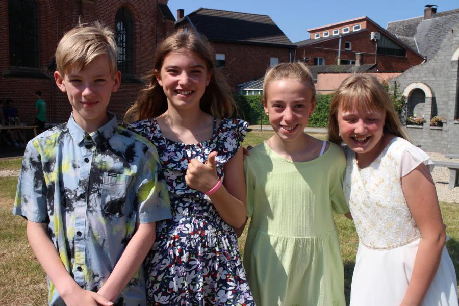 Ook de jeugd vierde mee © RvH