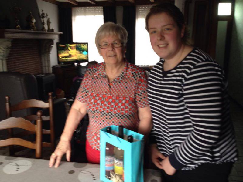 Fanny Loosveld wint een fles cava en werd 4de © Anneleen Allaert