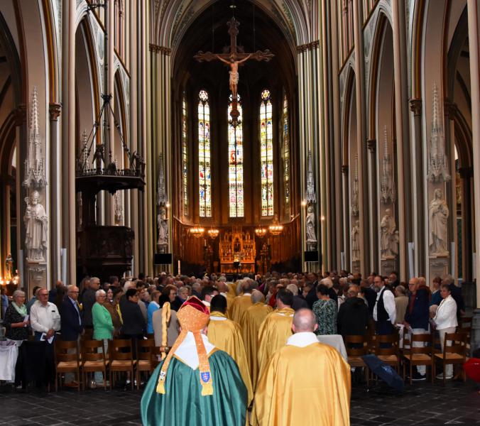 Aanstelling deken Herbert © Parochie Maldegem