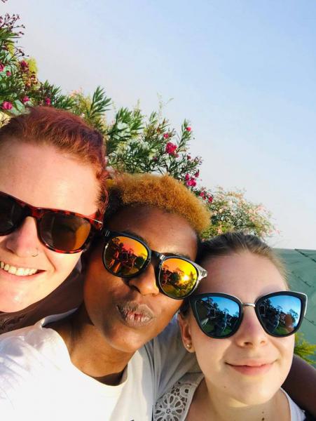 Een zoen van Vivi. © The Uganda nurses 2019