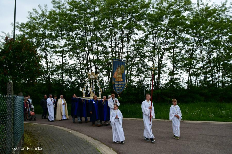 Processie Ossenweg 2018 © Gaston Pulinckx