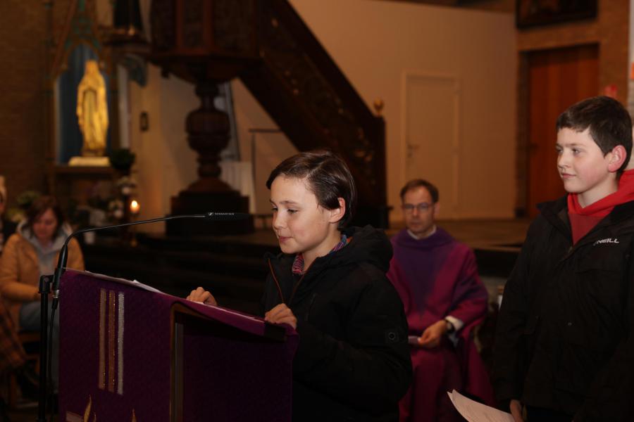 Aanvraagviering vormelingen in Zwevezele 