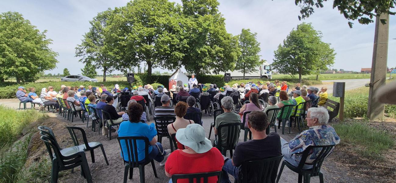 Mariahulde voor wzc Amphora aan hoeve Schauttewalle 