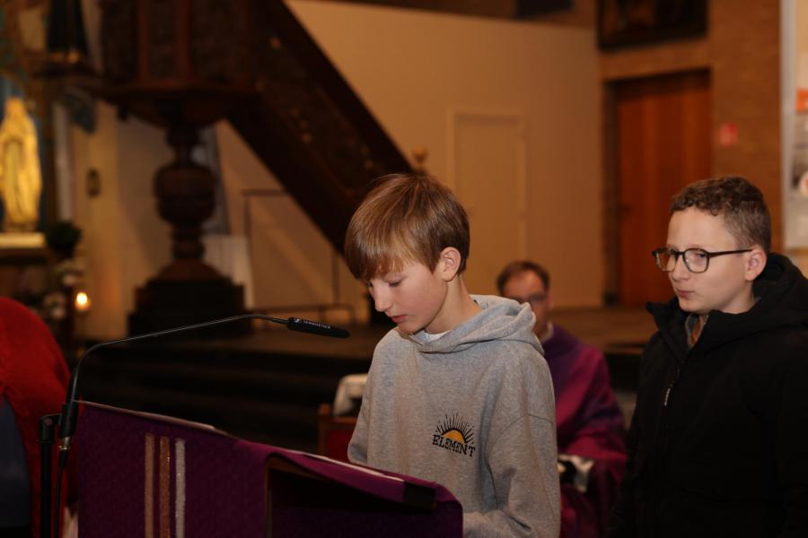 Aanvraagviering vormelingen in Zwevezele 