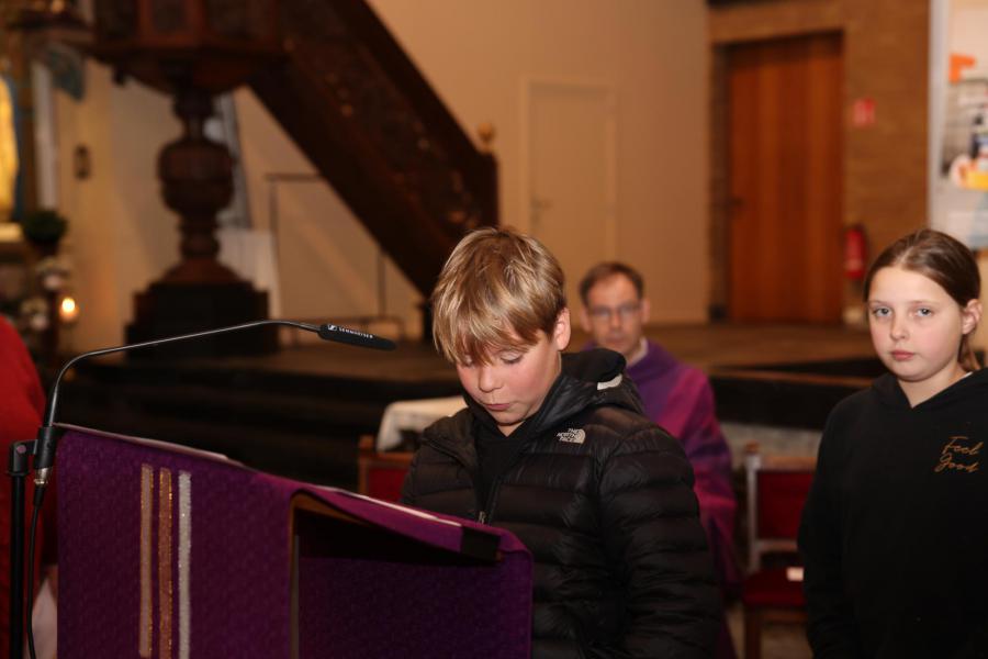 Aanvraagviering vormelingen in Zwevezele 