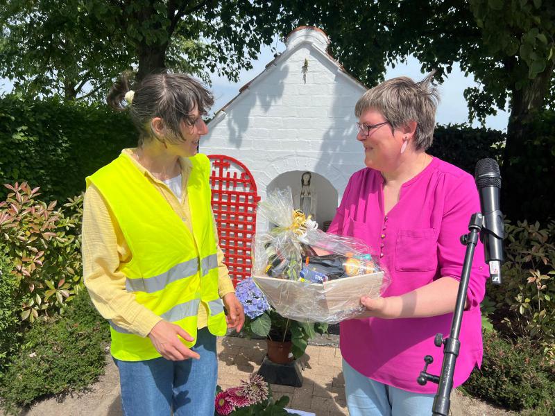 Mariahulde voor wzc Amphora aan hoeve Schauttewalle 