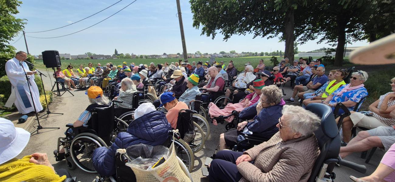 Mariahulde voor wzc Amphora aan hoeve Schauttewalle 