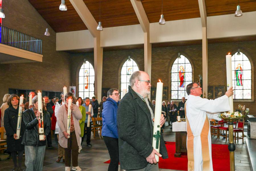 Paaswake voor de Pastorale Eenheid 