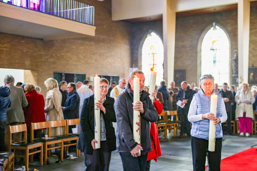 Paaswake voor de Pastorale Eenheid 