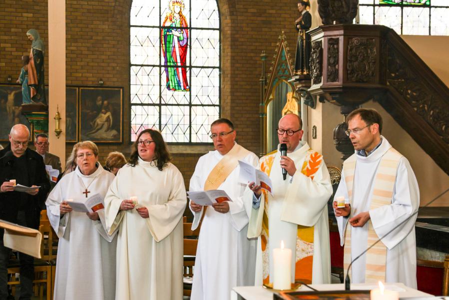 Paaswake voor de Pastorale Eenheid 
