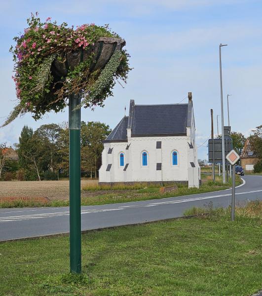 De Boetkapel langs de Spermaliestraat (voorheen Middelkerkestraat) © Jo Broucke