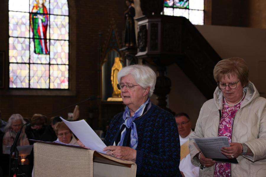 Paaswake voor de Pastorale Eenheid 
