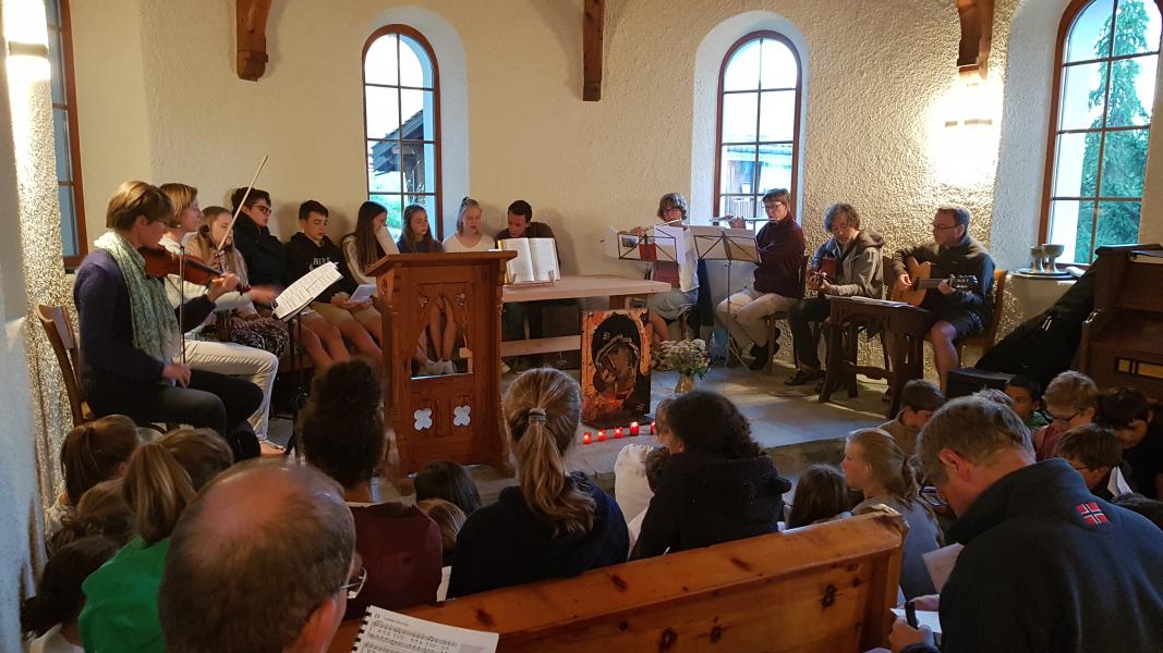 Taizé-viering tijdens de gezinsvakantie © CCV Gent - Gezinvolgeloven