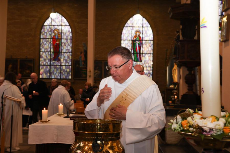 Paaswake voor de Pastorale Eenheid 