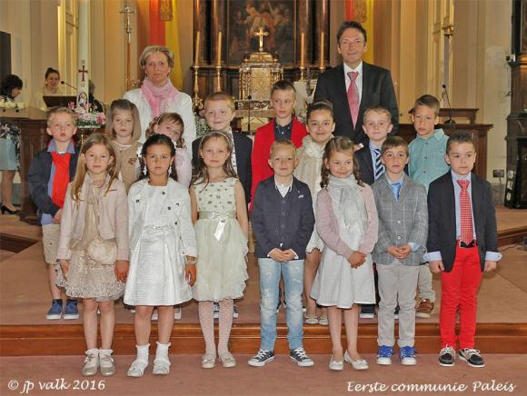 Eerste communicanten van de school "Het Paleis" 2016 