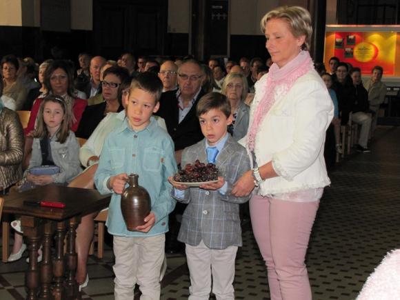 Eerste communicanten van de school "Het Paleis" 2016 