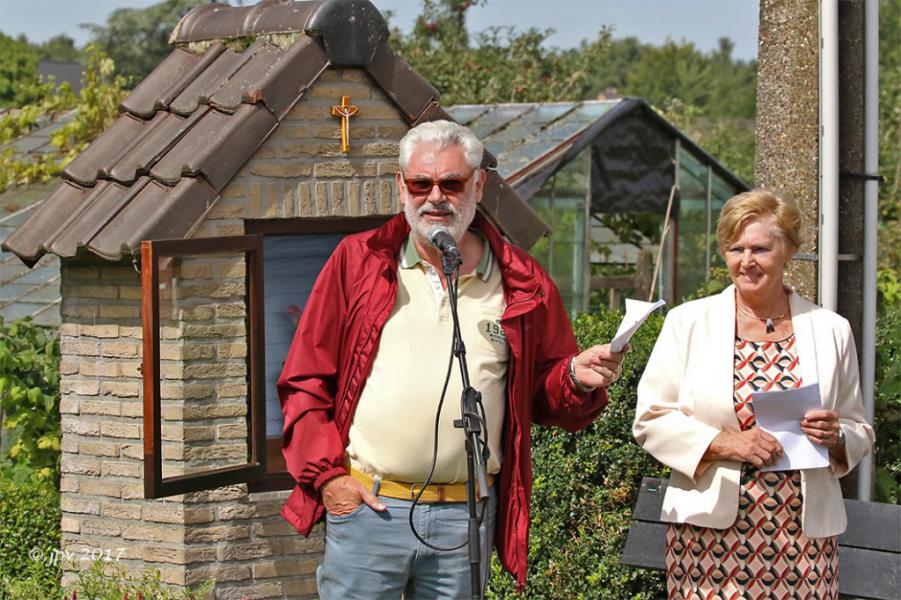 Inzegening Kapelletje in de Dennebosstraat 
